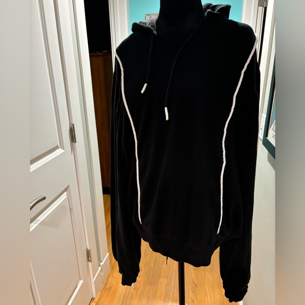 NWOT Free People Movement Sandstorm hoodie in black - L - Picture 6 of 13